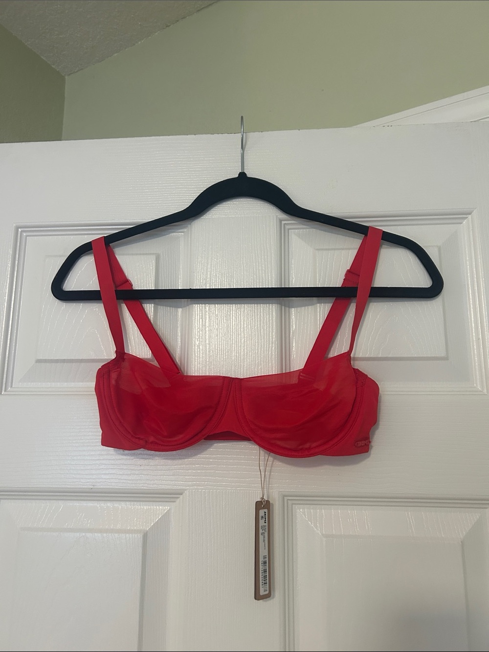 NWT- Skims No Show Unlined Balconette Bra in Red